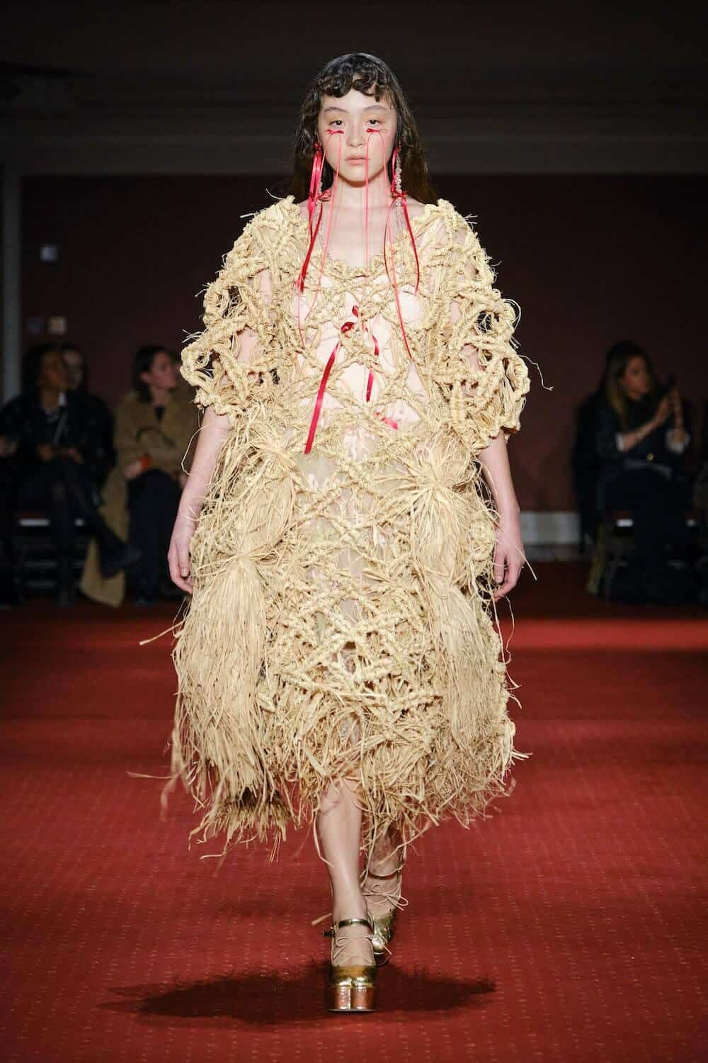 Simone Rocha: Ready-To-Wear AW23 - 10 Magazine